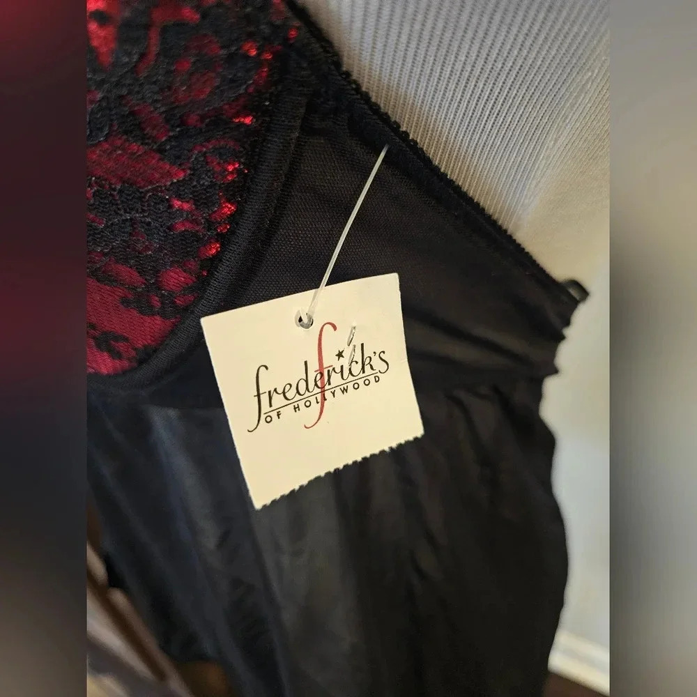 Fredericks of Hollywood Size Large Black Red Sexy Lingerie Top Open Front NewTag - Picture 3 of 9
